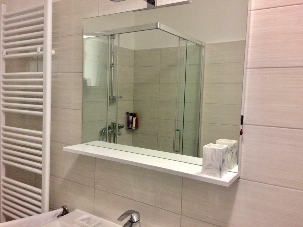 Apartment Mony 罗维尼 外观 照片