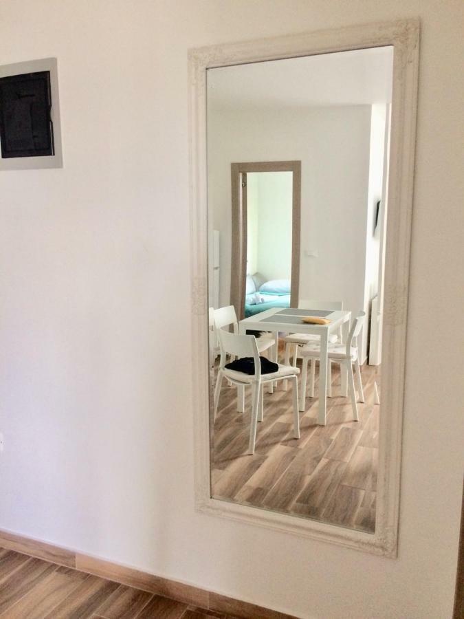 Apartment Mony 罗维尼 外观 照片
