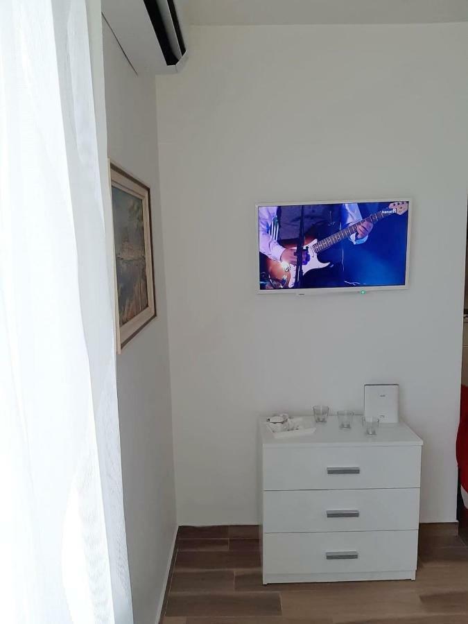 Apartment Mony 罗维尼 外观 照片